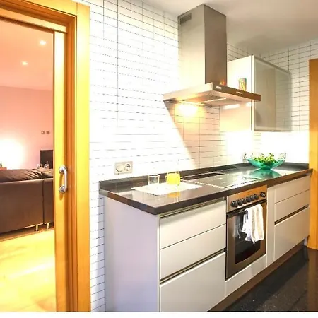 Alhamar Centro דירה